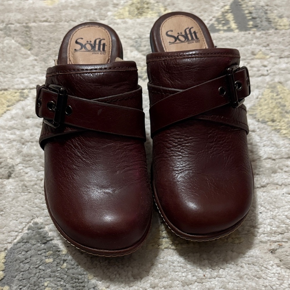 Softspots Dark Brown Leather Mules